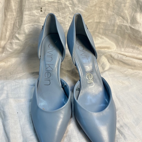 Elegant Blue Women's Heels - Picture 4 of 8